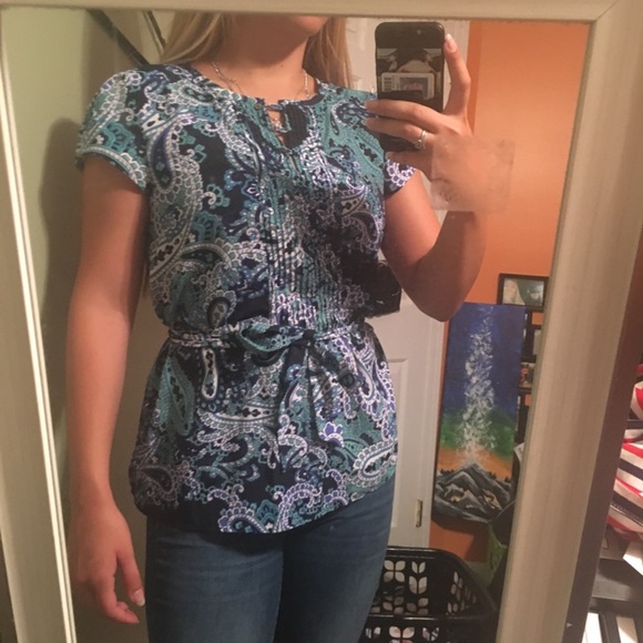 Patterned Shirt - Picture 3 of 6